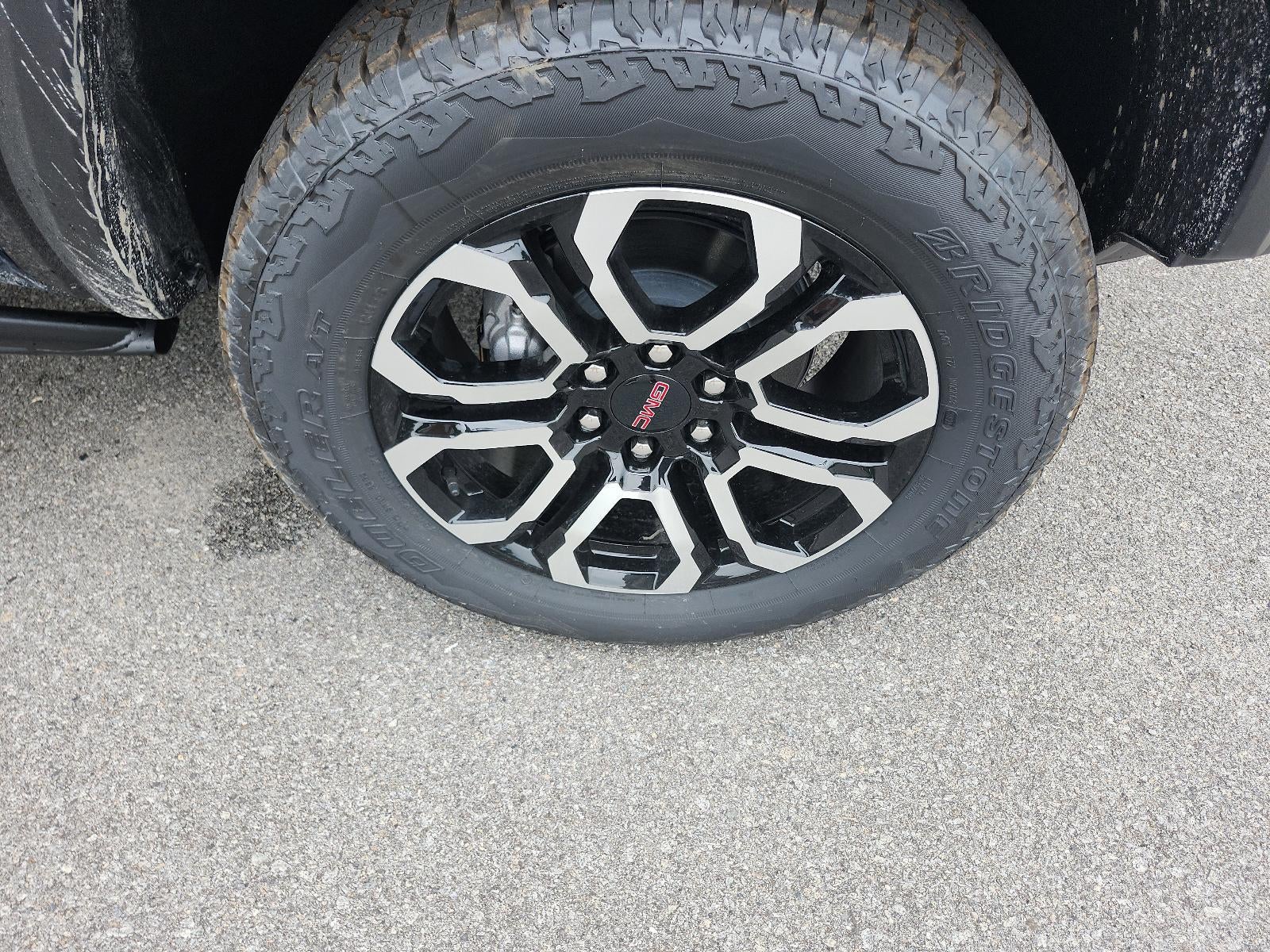 2025 GMC Canyon Crew Cab Short Box 4-Wheel Drive AT4