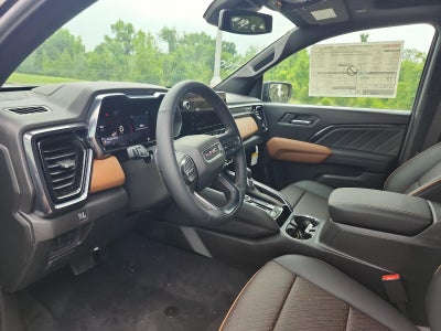 2025 GMC Canyon Crew Cab Short Box 4-Wheel Drive AT4