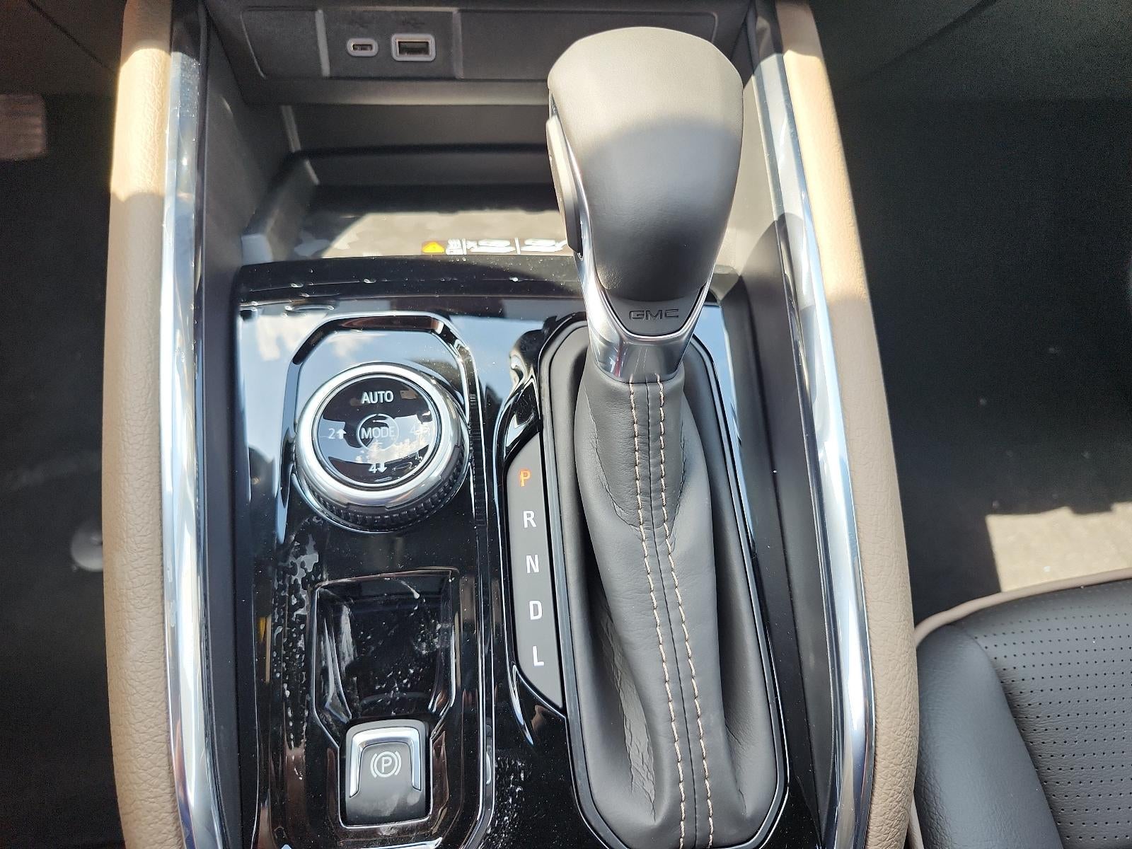2026 GMC Canyon Crew Cab Short Box 4-Wheel Drive Denali