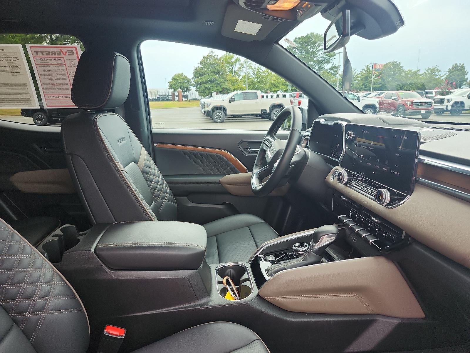 2025 GMC Canyon 4WD Denali