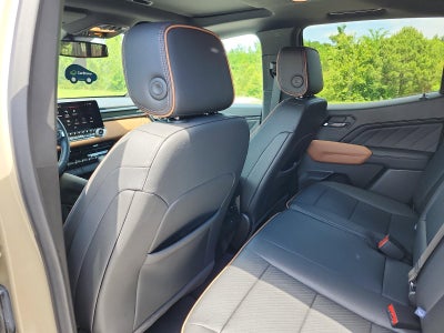 2024 GMC Canyon 4WD AT4