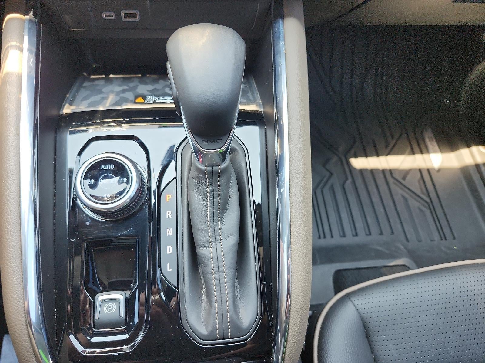 2024 GMC Canyon 4WD Denali