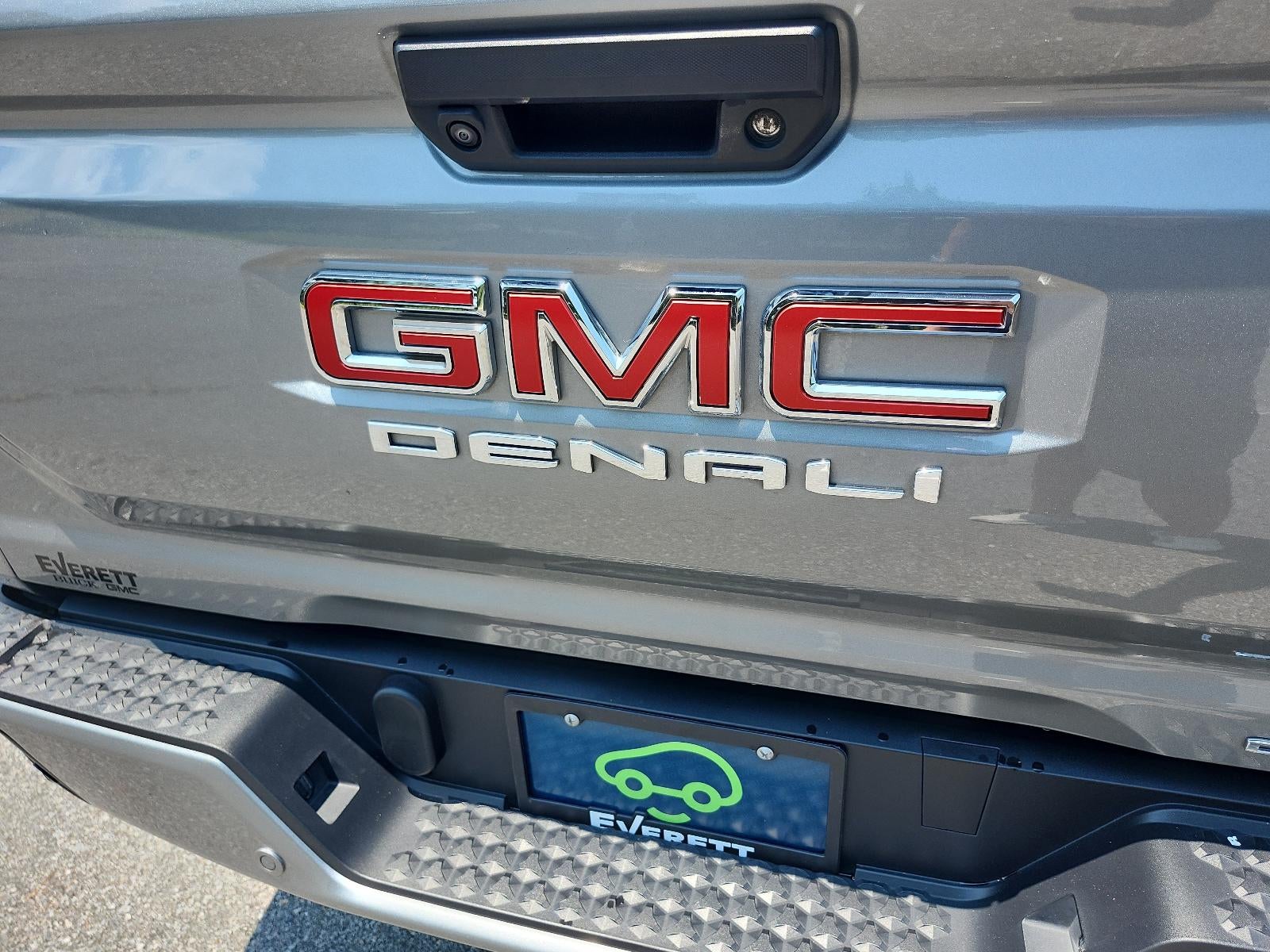 2024 GMC Canyon 4WD Denali