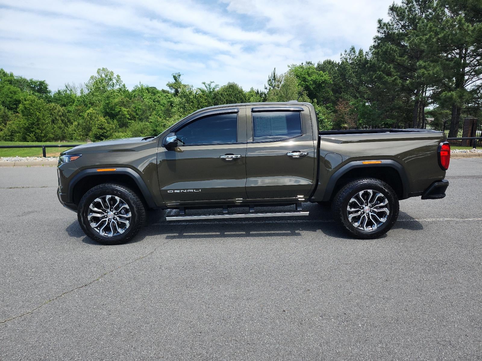 2024 GMC Canyon 4WD Denali
