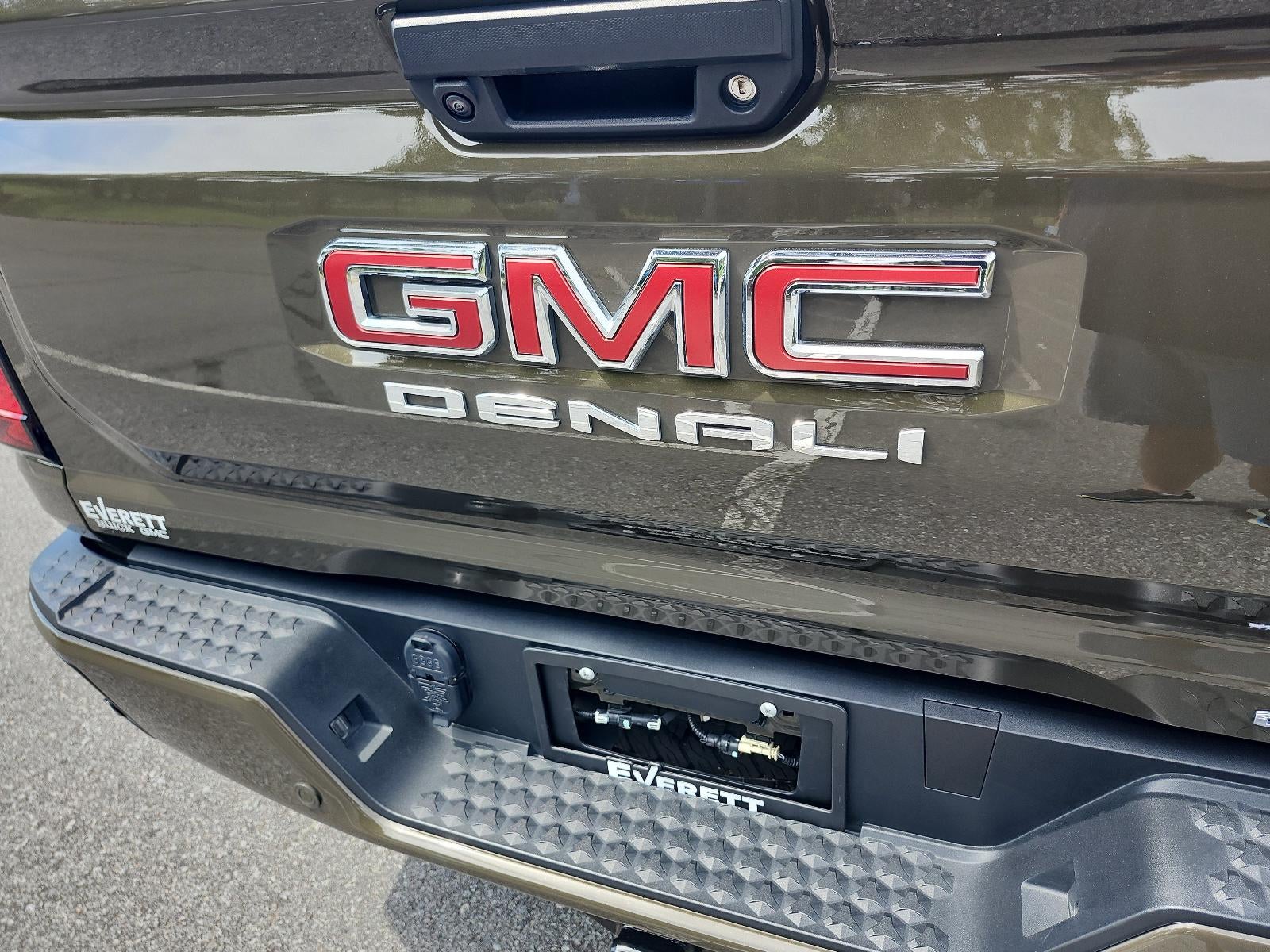 2024 GMC Canyon 4WD Denali