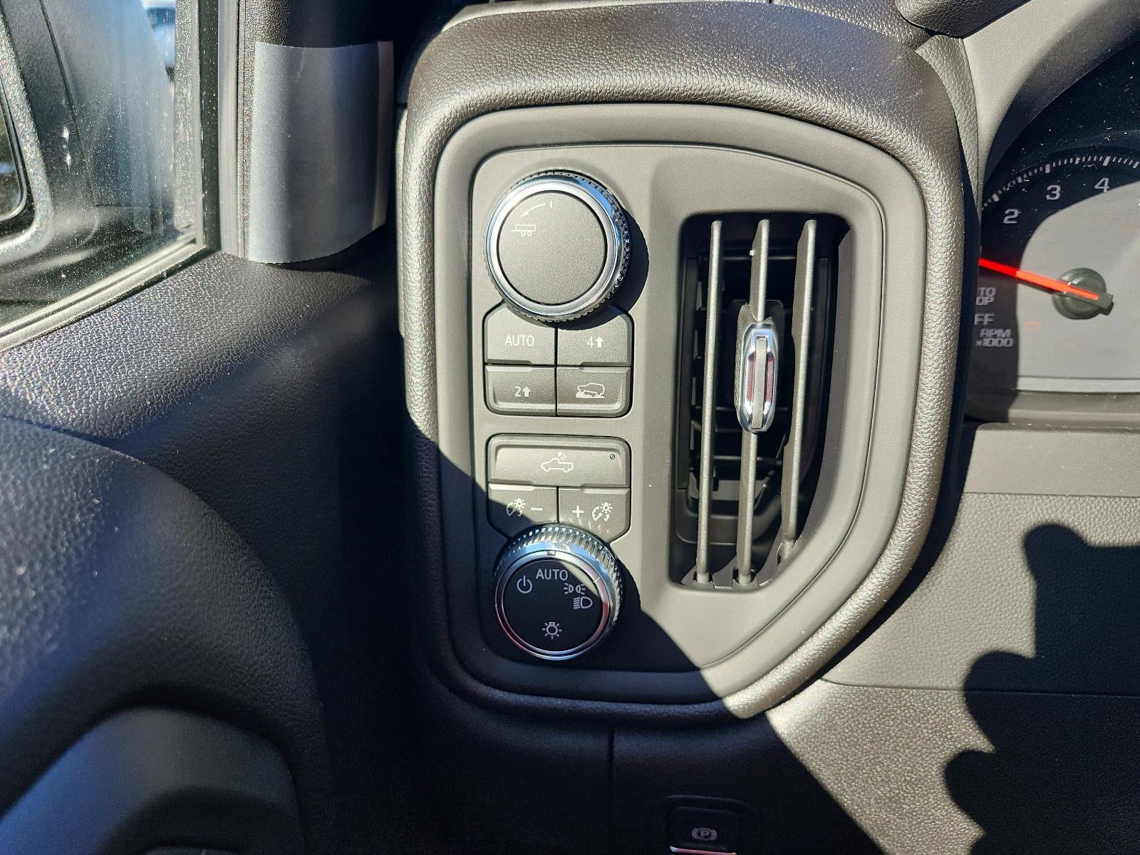 2026 GMC Sierra 1500 Crew Cab Short Box 4-Wheel Drive Pro