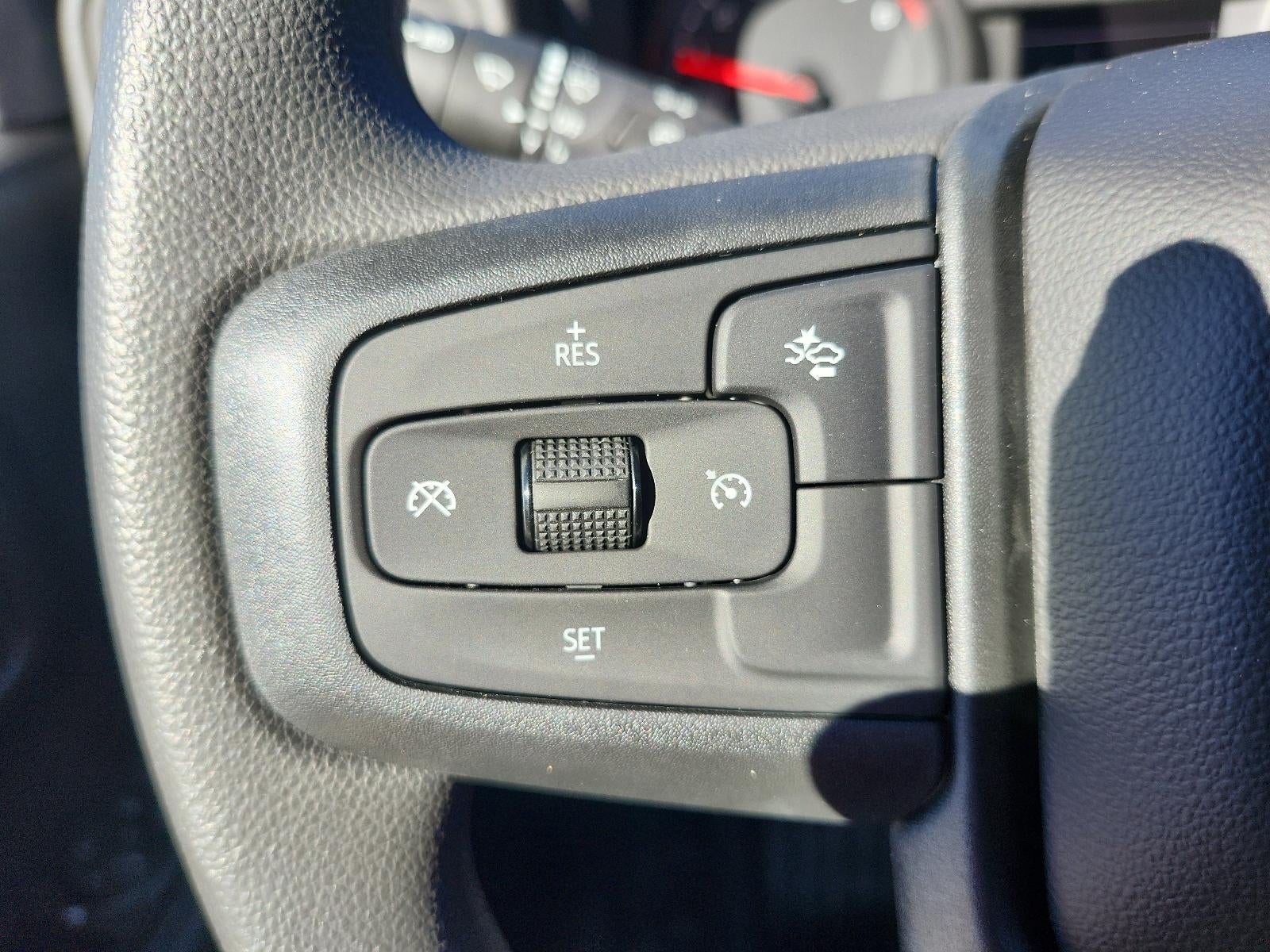 2026 GMC Sierra 1500 Crew Cab Short Box 4-Wheel Drive Pro