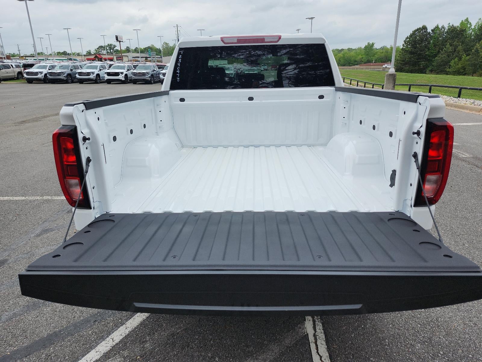 2026 GMC Sierra 1500 Crew Cab Short Box 4-Wheel Drive Elevation 3VL