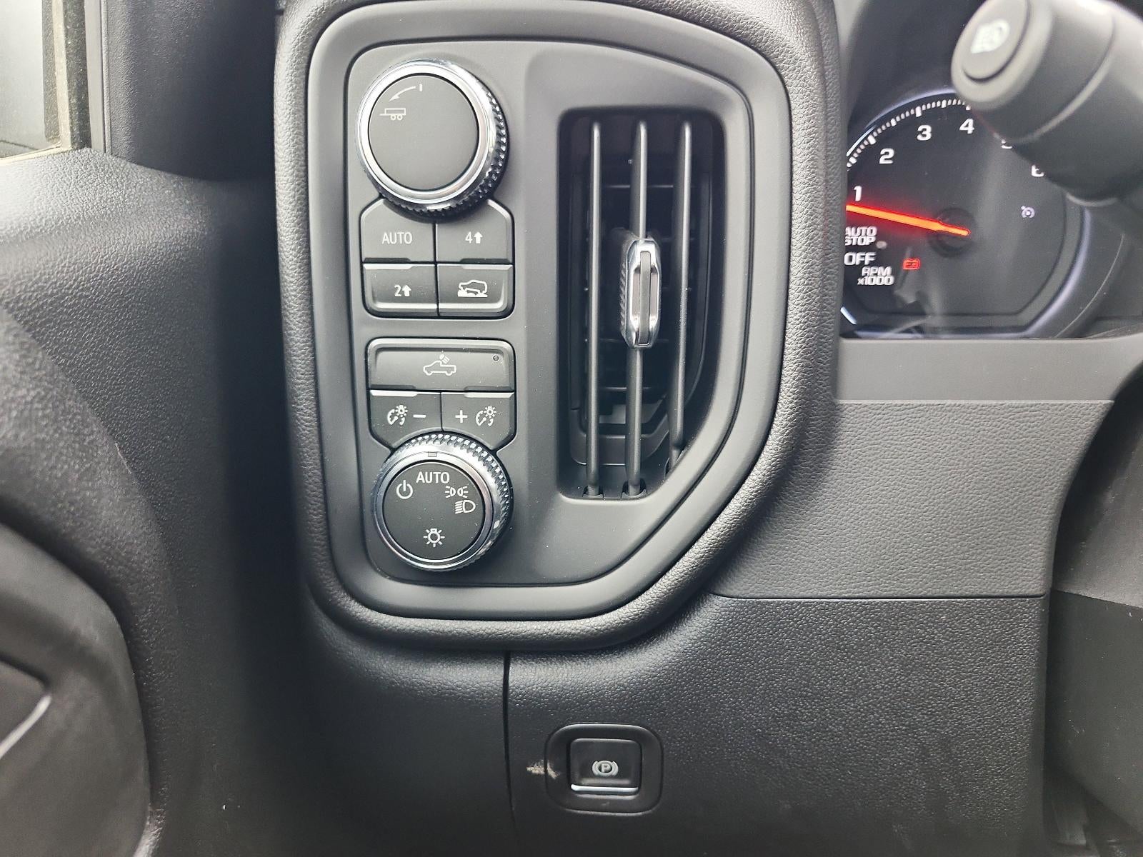 2026 GMC Sierra 1500 Double Cab Standard Box 4-Wheel Drive Pro