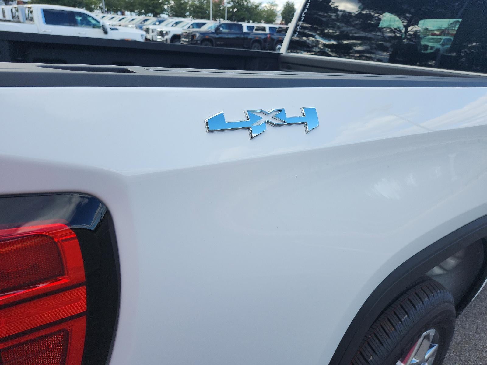 2026 GMC Sierra 1500 Double Cab Standard Box 4-Wheel Drive SLE