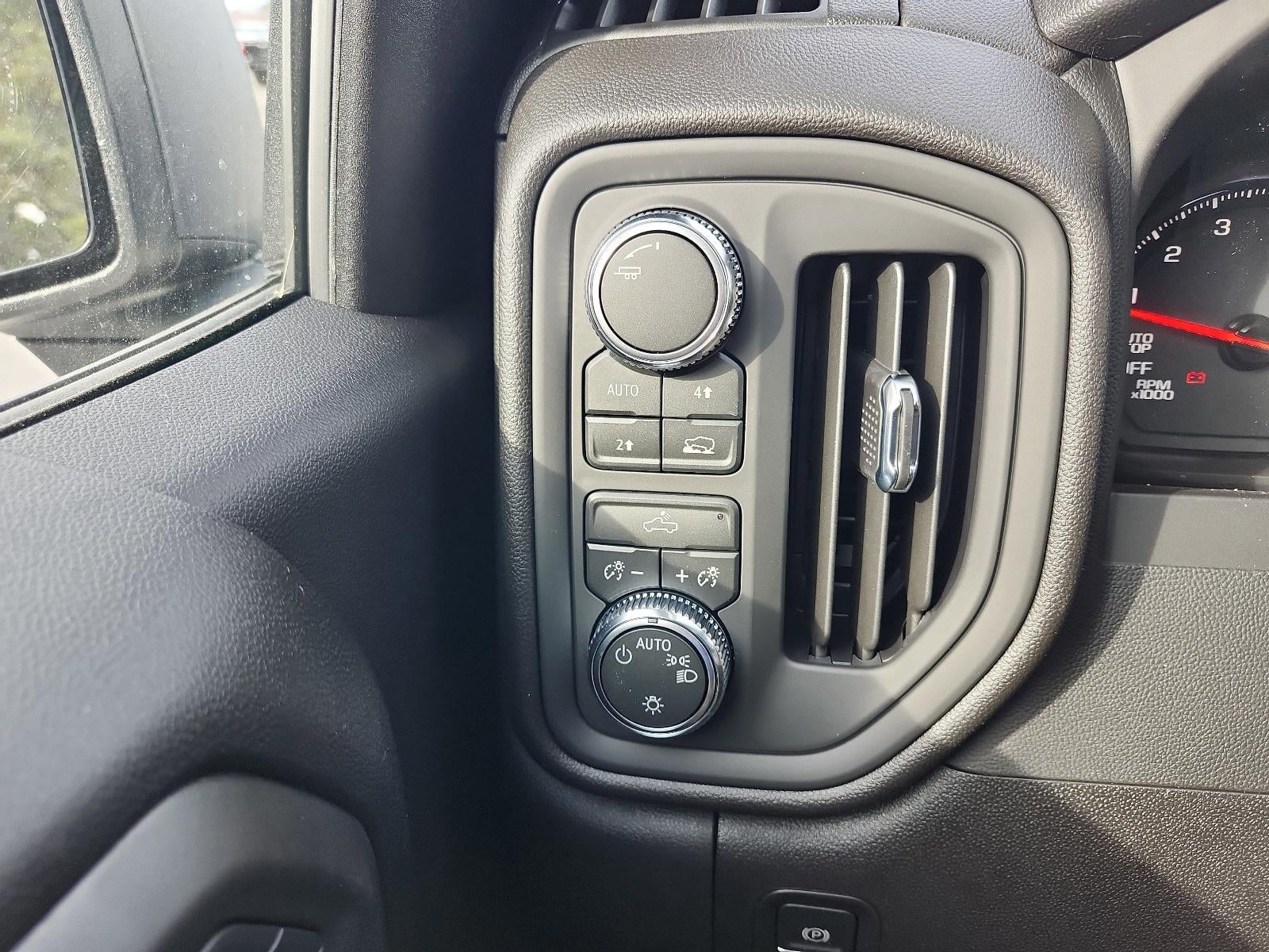 2026 GMC Sierra 1500 Crew Cab Short Box 4-Wheel Drive Pro