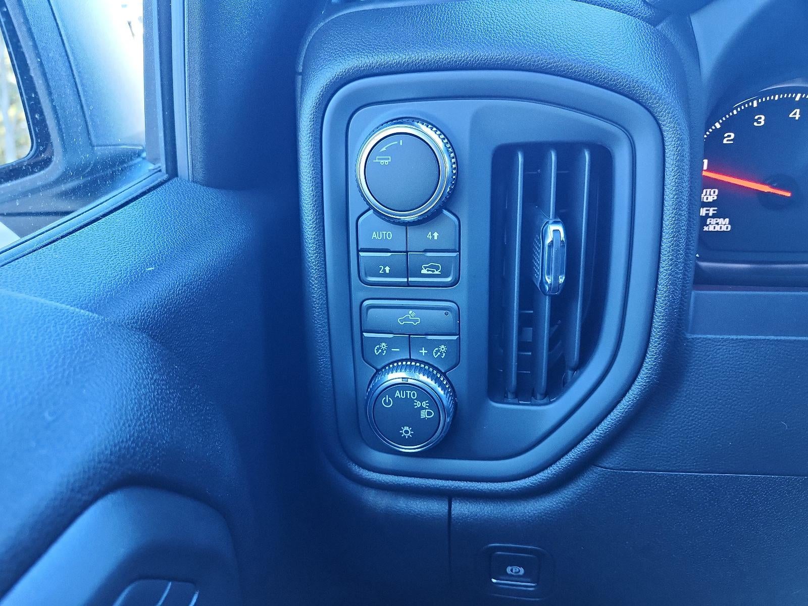 2026 GMC Sierra 1500 Crew Cab Short Box 4-Wheel Drive Pro