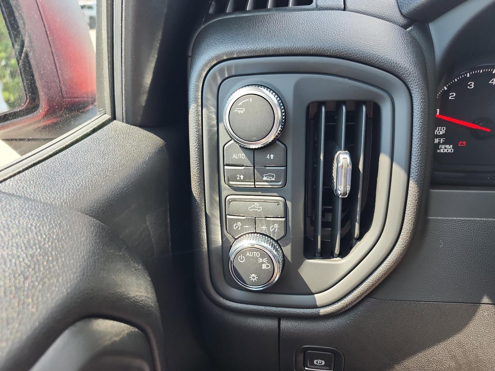 2026 GMC Sierra 1500 Crew Cab Short Box 4-Wheel Drive Pro