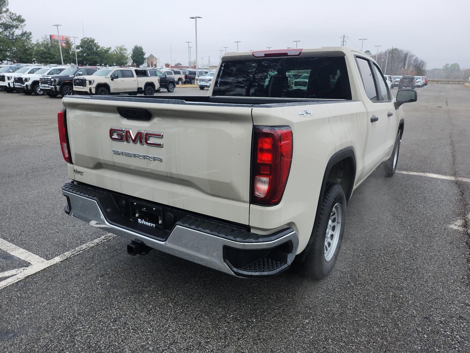 2026 GMC Sierra 1500 Crew Cab Short Box 4-Wheel Drive Pro
