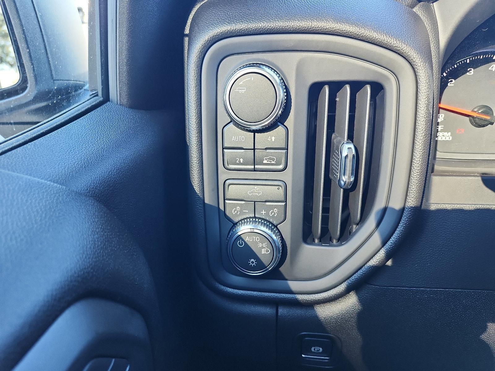 2026 GMC Sierra 1500 Crew Cab Short Box 4-Wheel Drive Pro