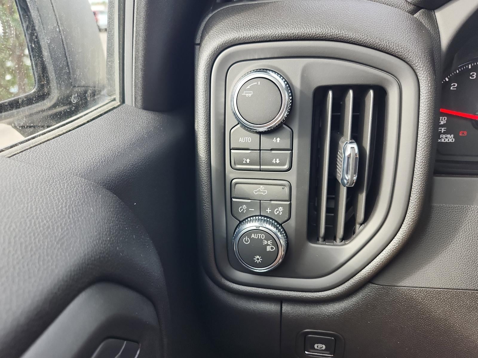 2026 GMC Sierra 1500 Crew Cab Short Box 4-Wheel Drive Pro