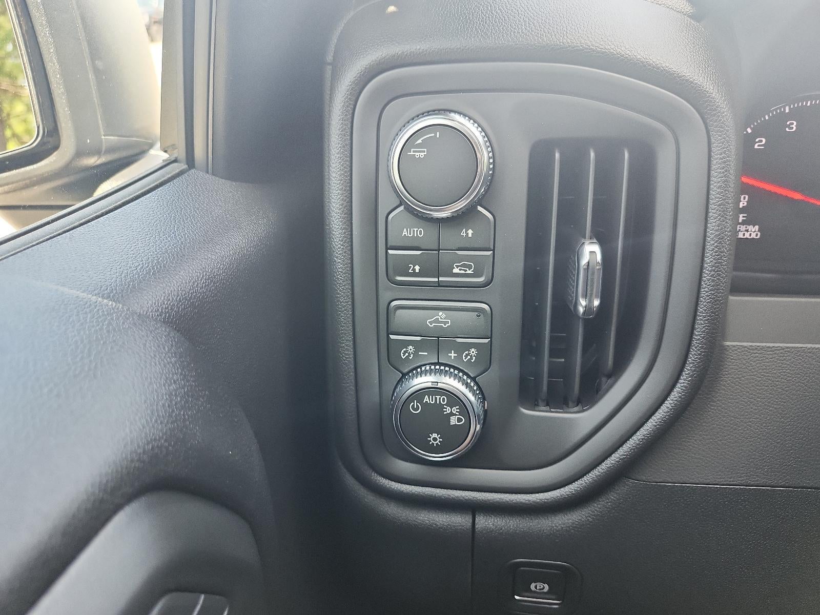 2026 GMC Sierra 1500 Crew Cab Short Box 4-Wheel Drive Pro