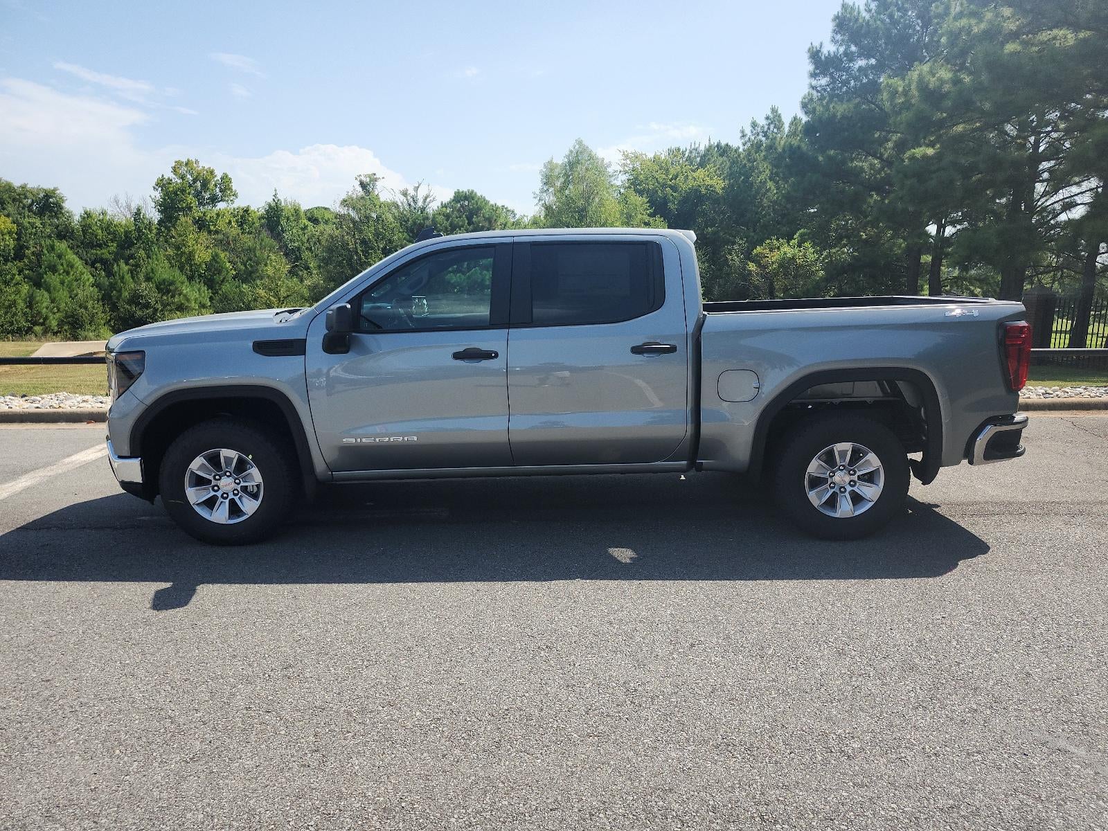 2026 GMC Sierra 1500 Crew Cab Short Box 4-Wheel Drive Pro