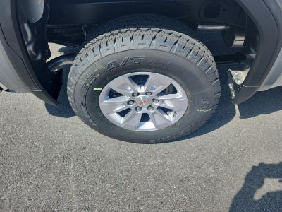 2026 GMC Sierra 1500 Crew Cab Short Box 4-Wheel Drive Pro