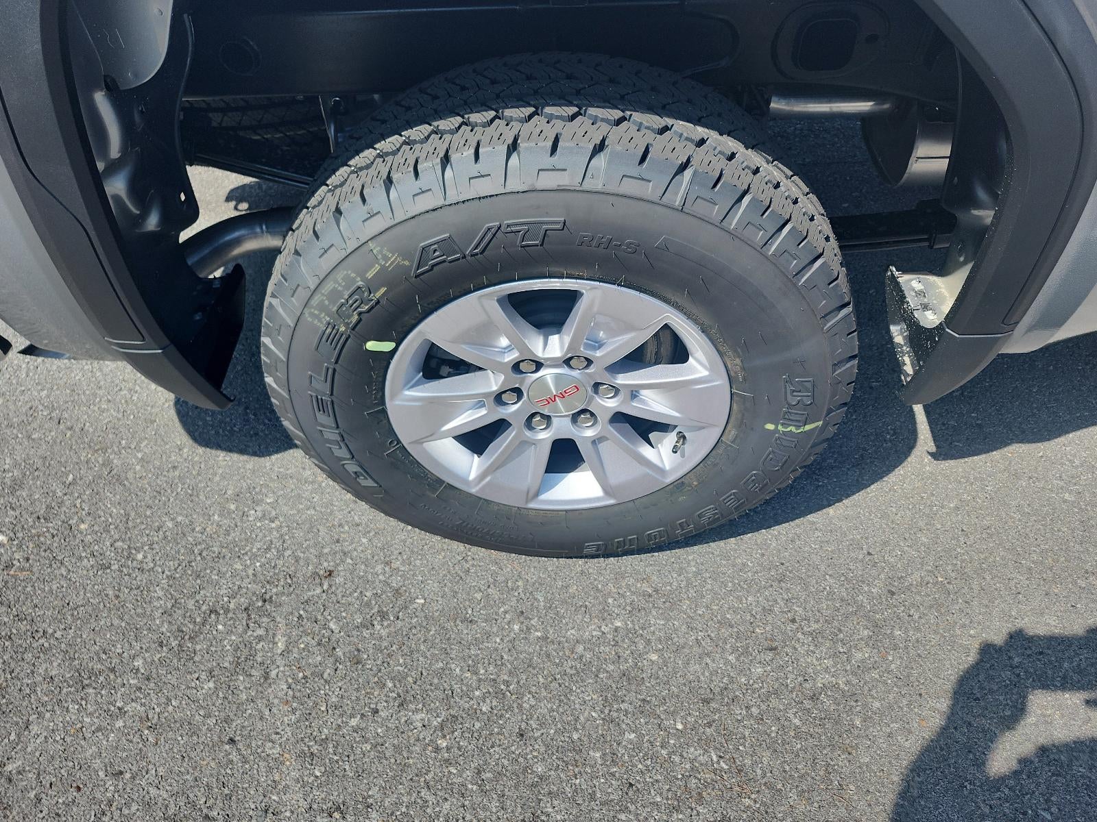 2026 GMC Sierra 1500 Crew Cab Short Box 4-Wheel Drive Pro