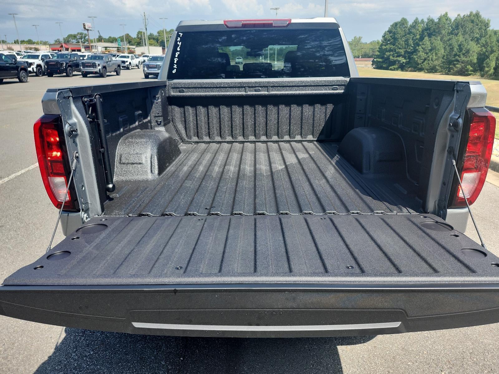 2026 GMC Sierra 1500 Crew Cab Short Box 4-Wheel Drive Pro