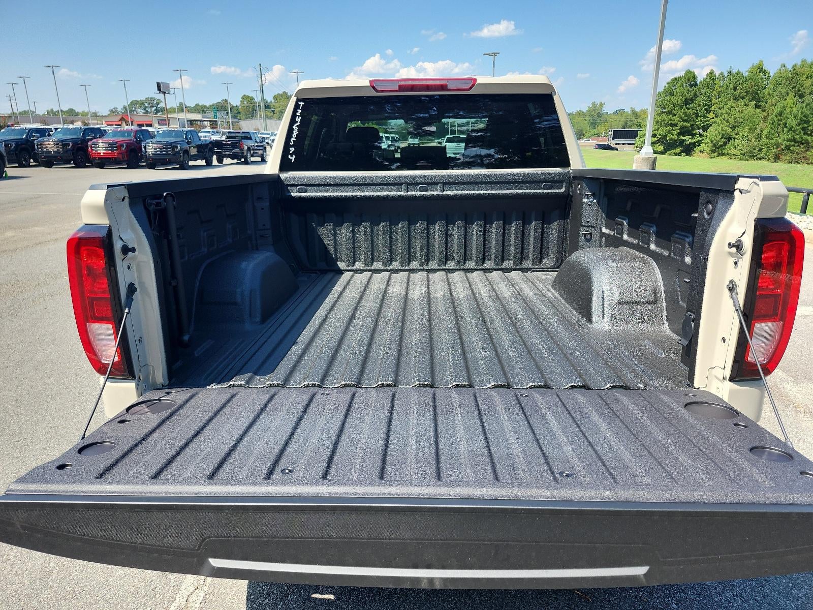 2026 GMC Sierra 1500 Crew Cab Short Box 4-Wheel Drive Pro