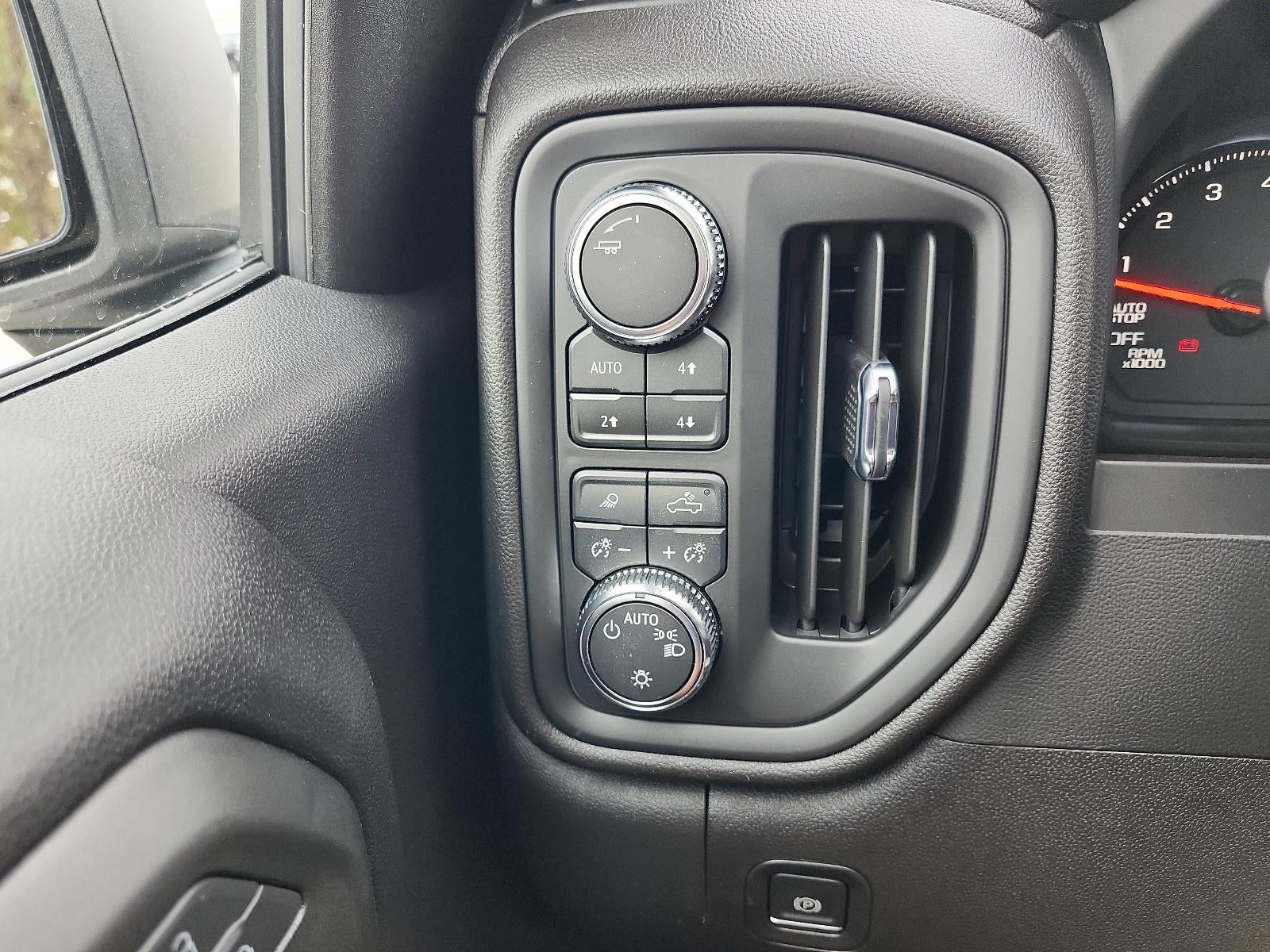 2026 GMC Sierra 1500 Crew Cab Short Box 4-Wheel Drive Pro