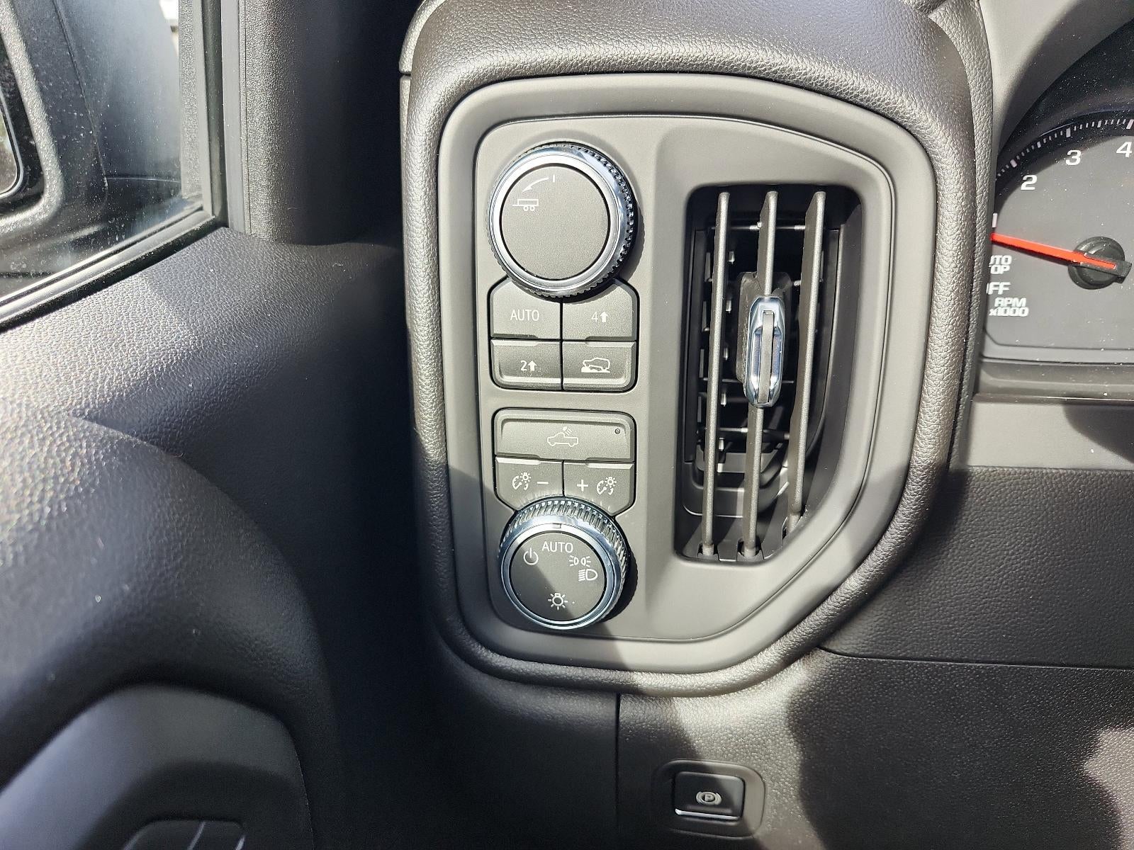 2026 GMC Sierra 1500 Crew Cab Short Box 4-Wheel Drive Pro