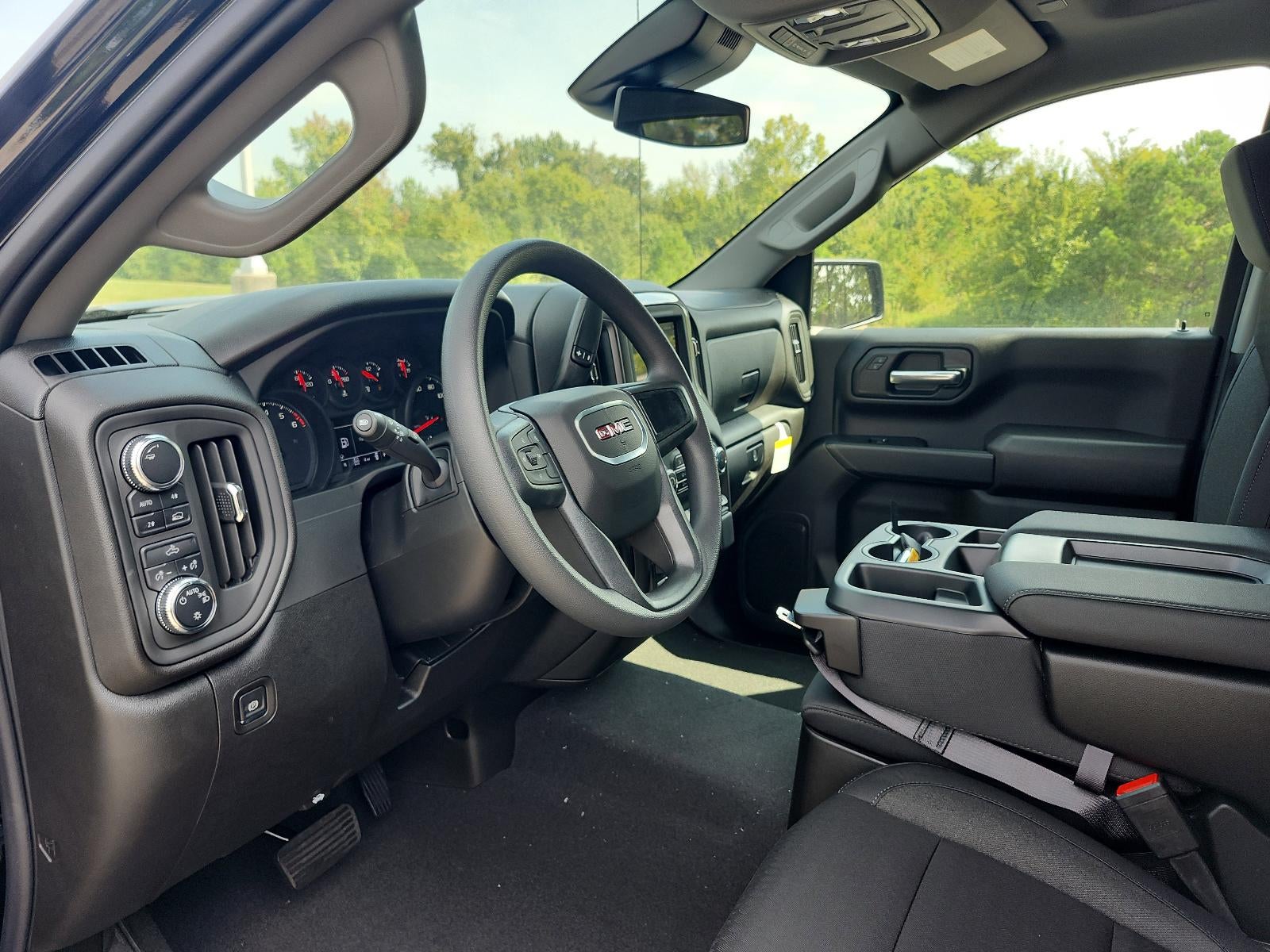 2026 GMC Sierra 1500 Crew Cab Short Box 4-Wheel Drive Pro