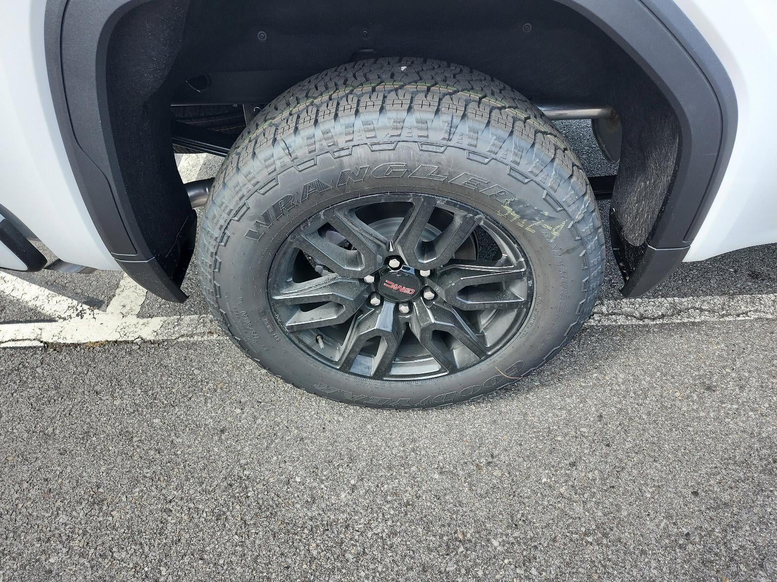 2026 GMC Sierra 1500 Crew Cab Short Box 4-Wheel Drive Pro