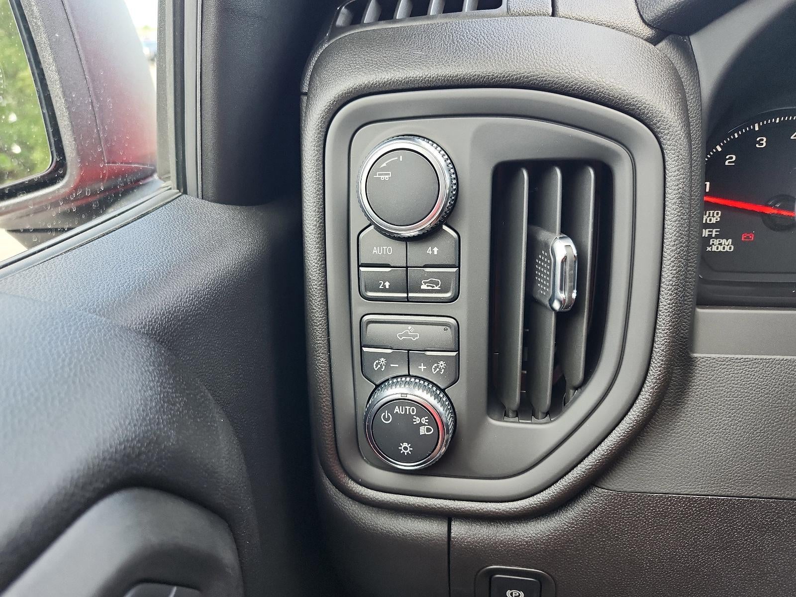 2026 GMC Sierra 1500 Crew Cab Short Box 4-Wheel Drive Pro