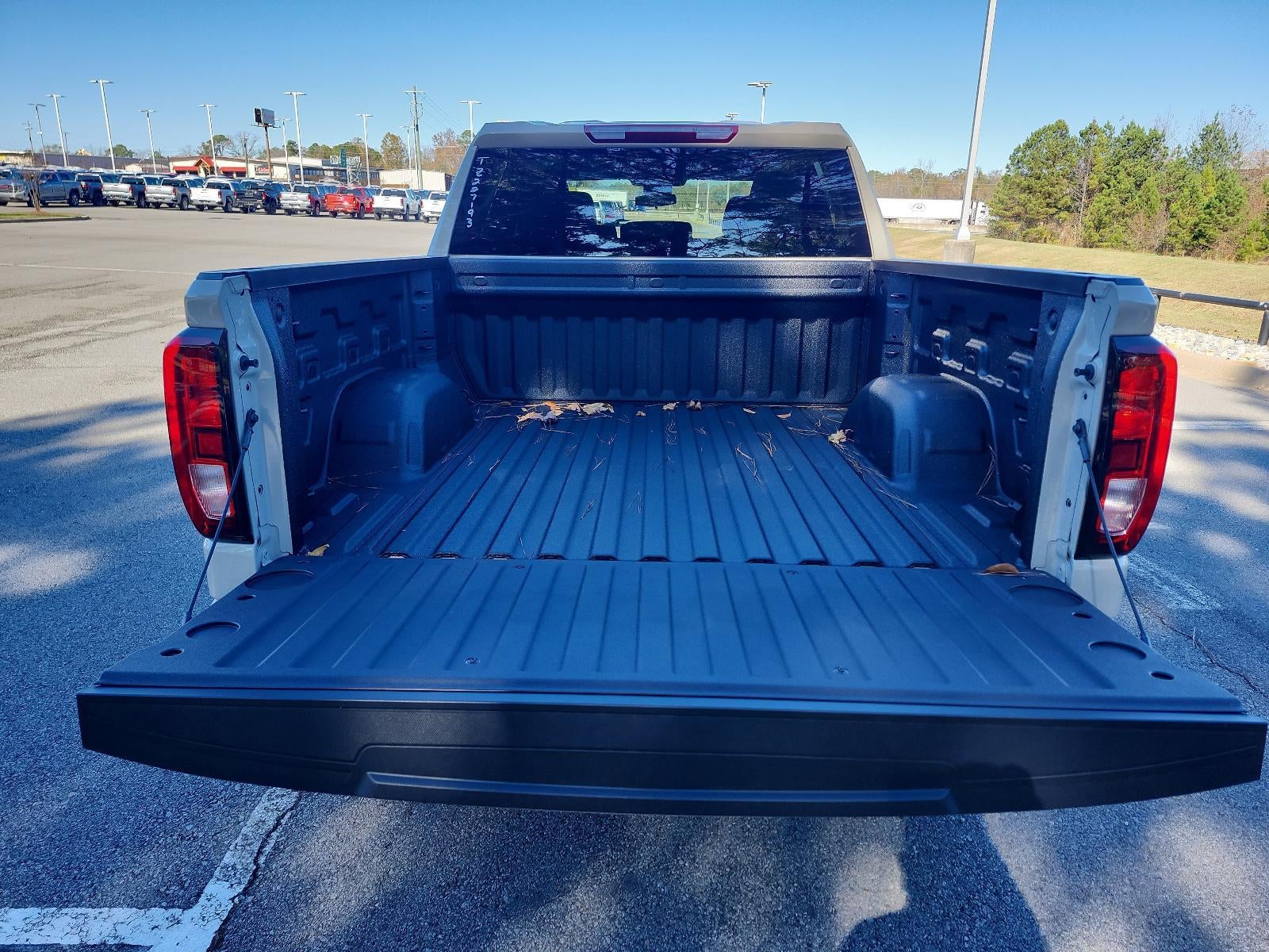 2026 GMC Sierra 1500 Crew Cab Short Box 4-Wheel Drive Pro