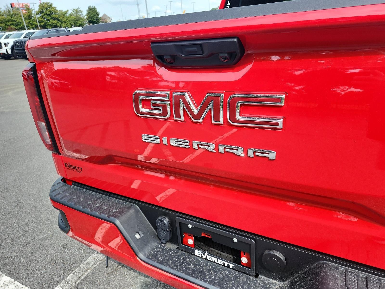 2026 GMC Sierra 1500 Crew Cab Short Box 4-Wheel Drive Pro