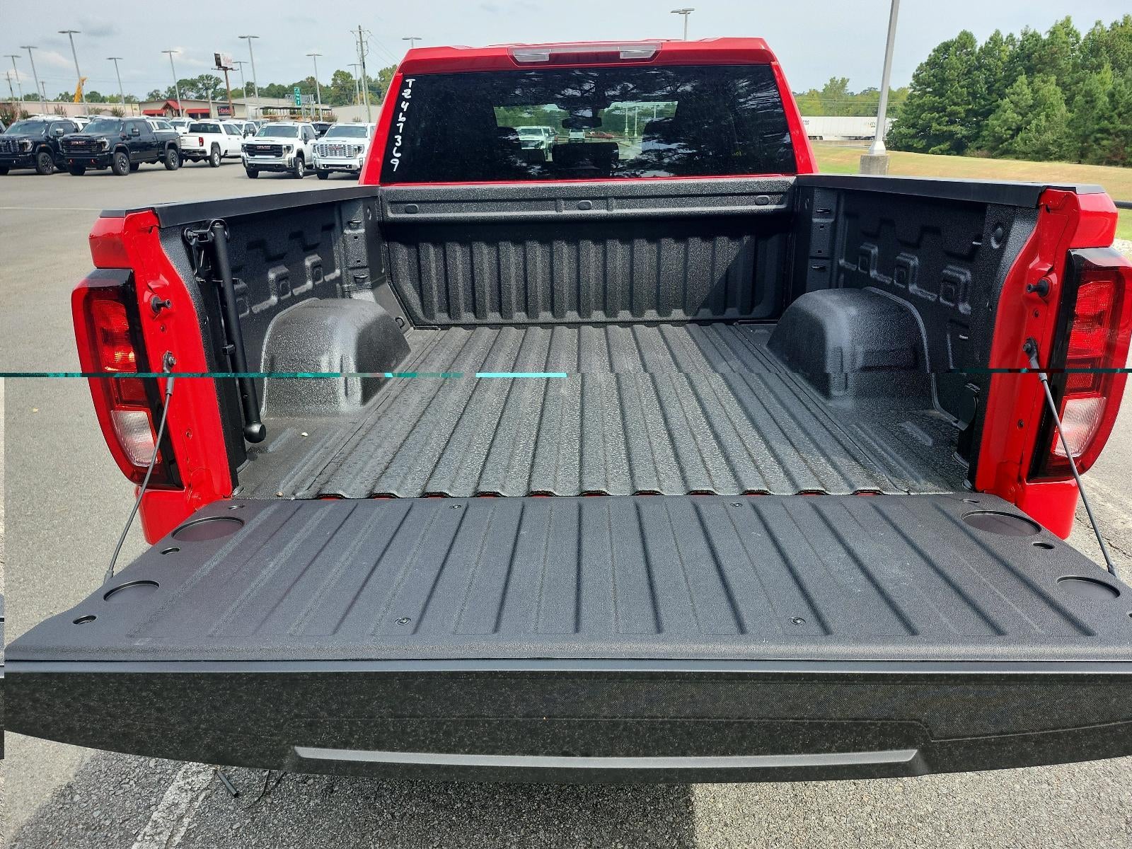 2026 GMC Sierra 1500 Crew Cab Short Box 4-Wheel Drive Pro