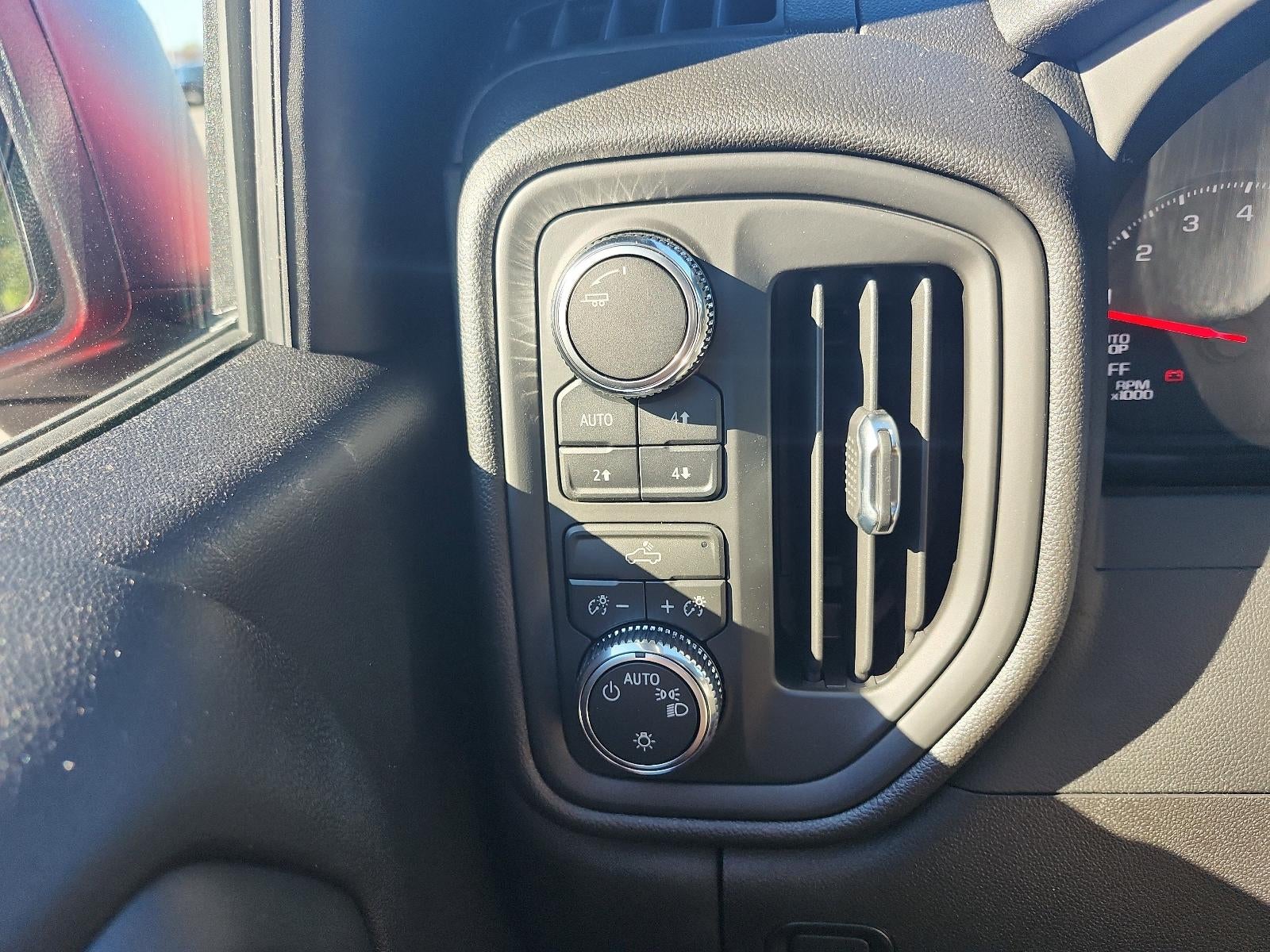 2026 GMC Sierra 1500 Crew Cab Short Box 4-Wheel Drive Pro