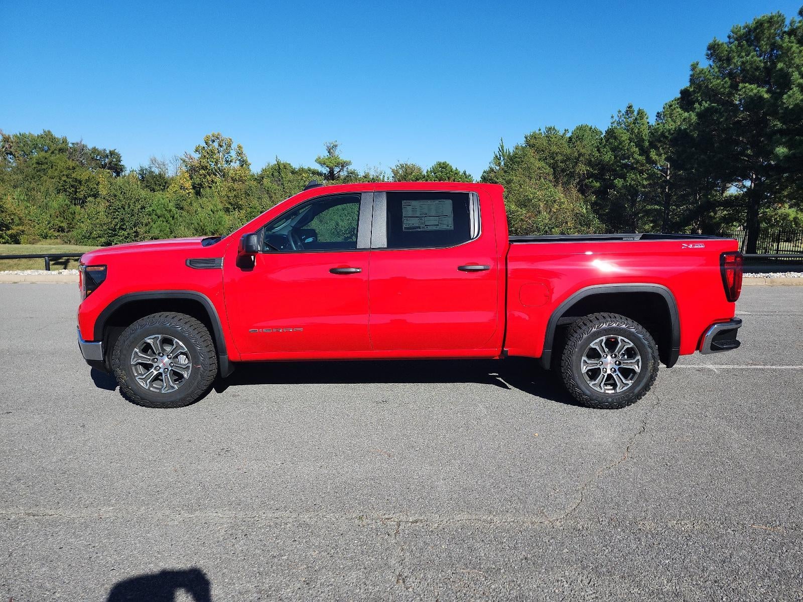 2026 GMC Sierra 1500 Crew Cab Short Box 4-Wheel Drive Pro