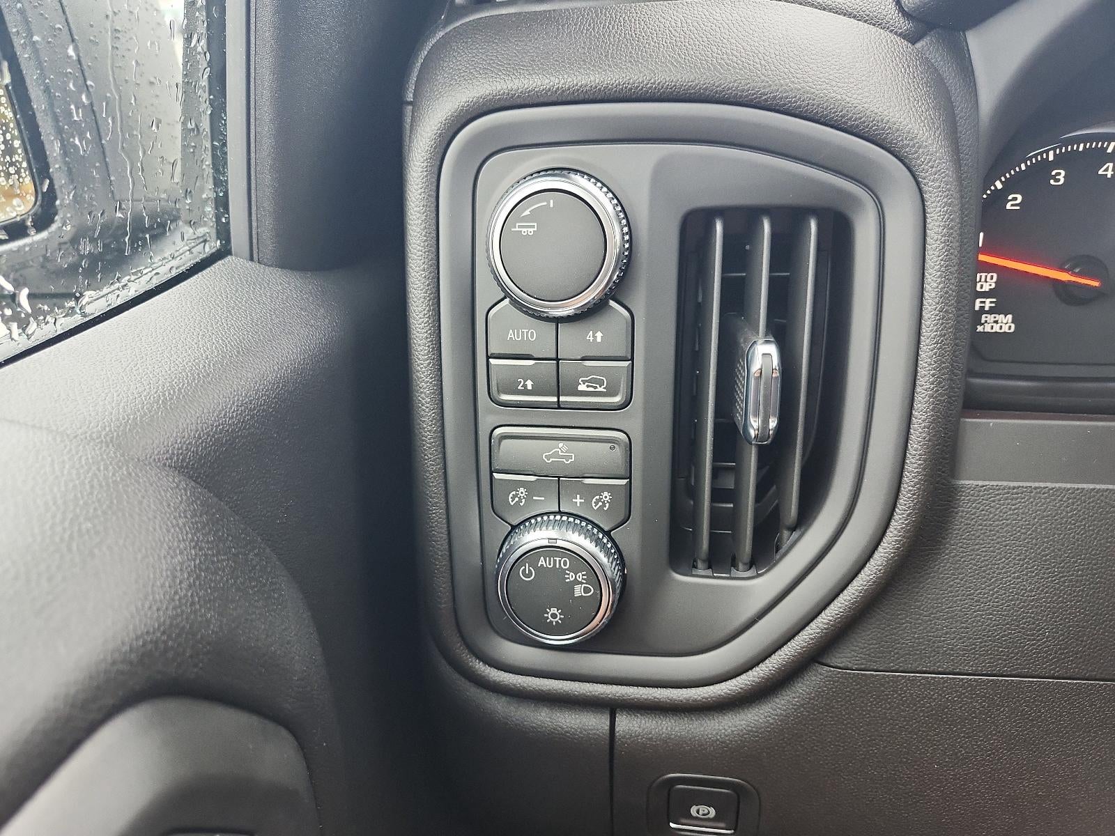 2026 GMC Sierra 1500 Crew Cab Short Box 4-Wheel Drive Pro