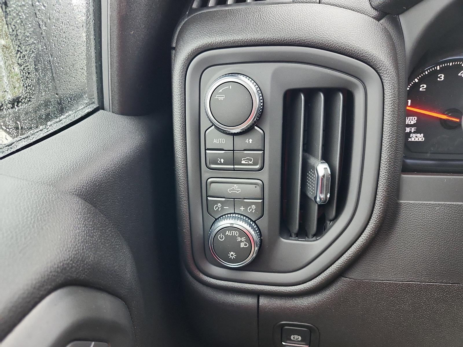 2026 GMC Sierra 1500 Crew Cab Short Box 4-Wheel Drive Pro