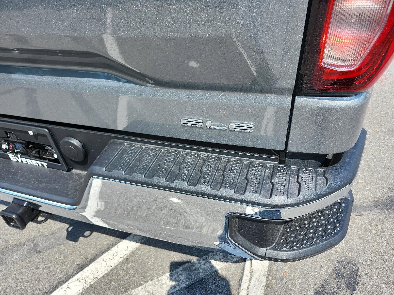 2026 GMC Sierra 1500 Crew Cab Short Box 4-Wheel Drive SLE