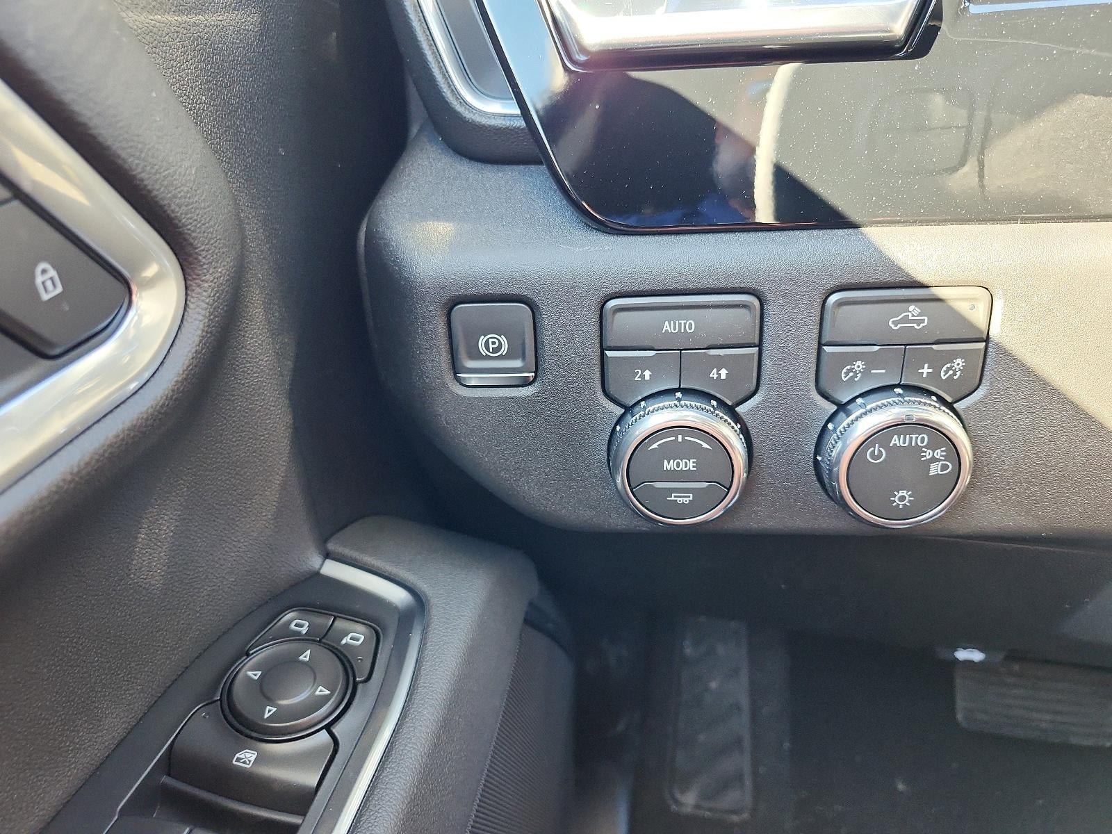 2026 GMC Sierra 1500 Crew Cab Short Box 4-Wheel Drive SLE