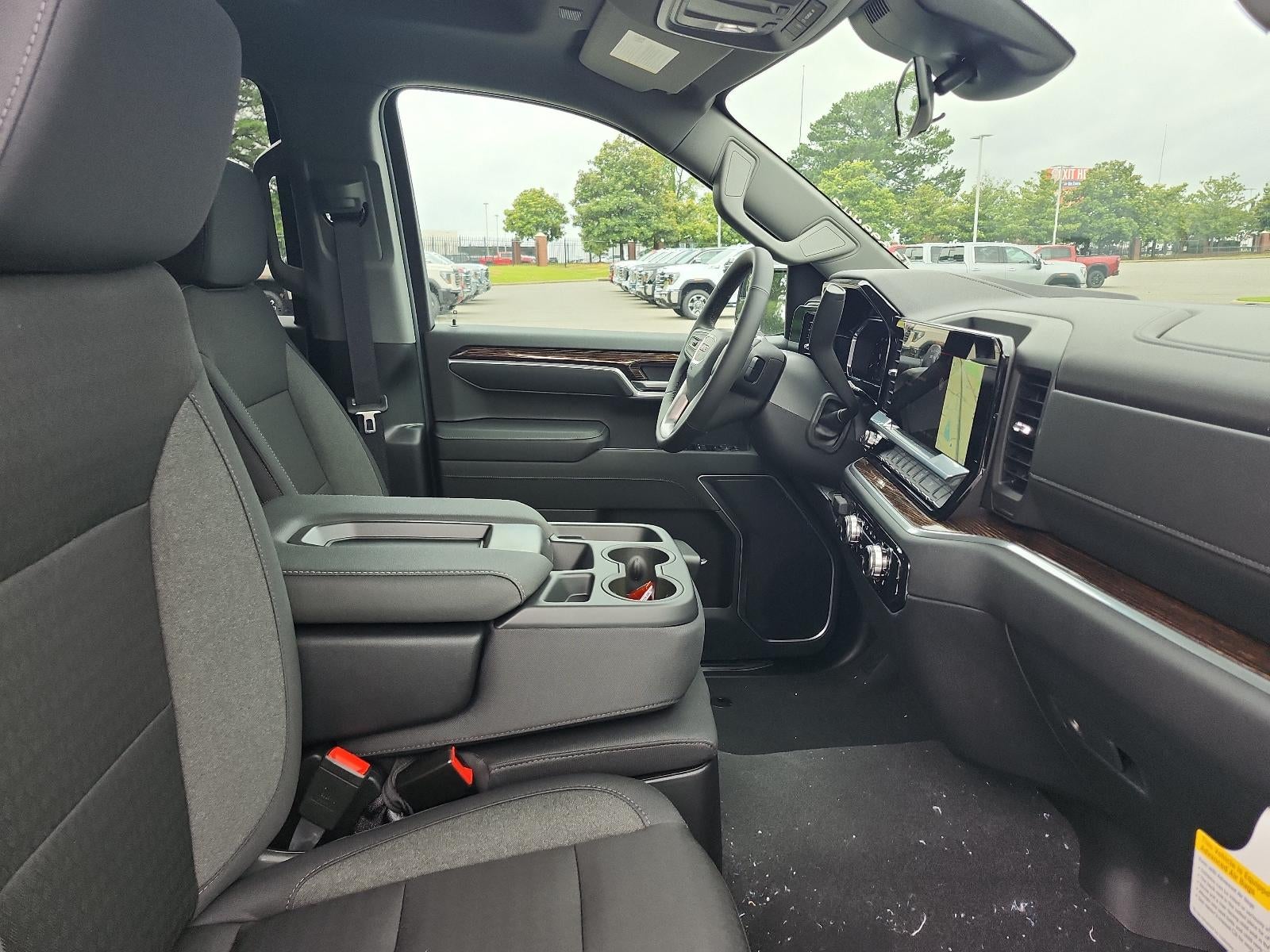 2026 GMC Sierra 1500 Crew Cab Short Box 4-Wheel Drive SLE