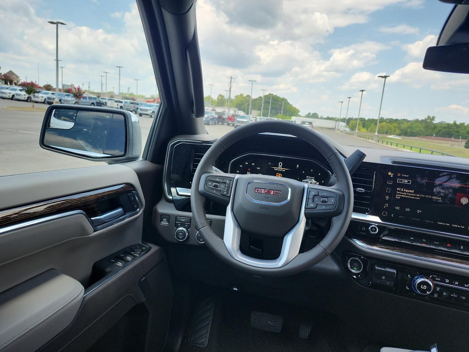 2026 GMC Sierra 1500 Crew Cab Short Box 4-Wheel Drive SLE