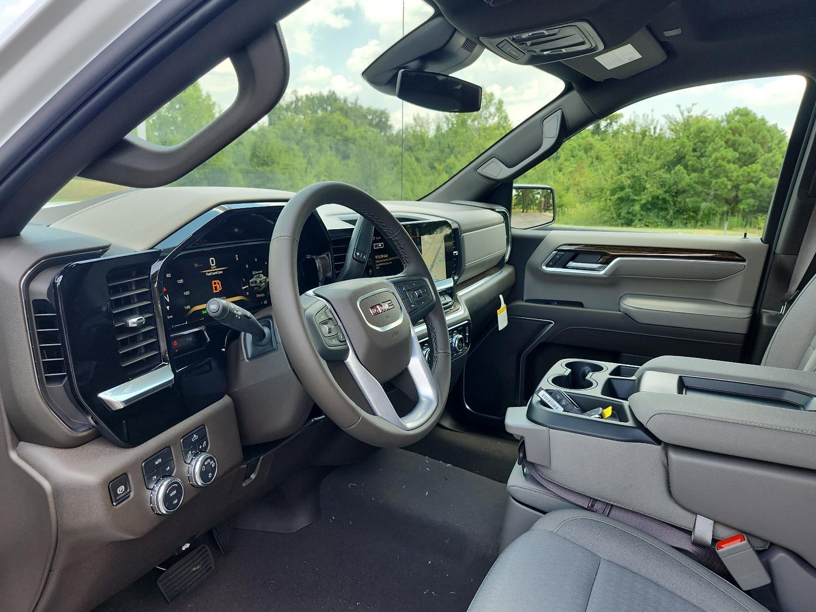 2026 GMC Sierra 1500 Crew Cab Short Box 4-Wheel Drive SLE