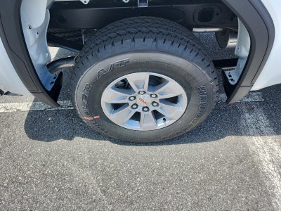 2026 GMC Sierra 1500 Crew Cab Short Box 4-Wheel Drive SLE