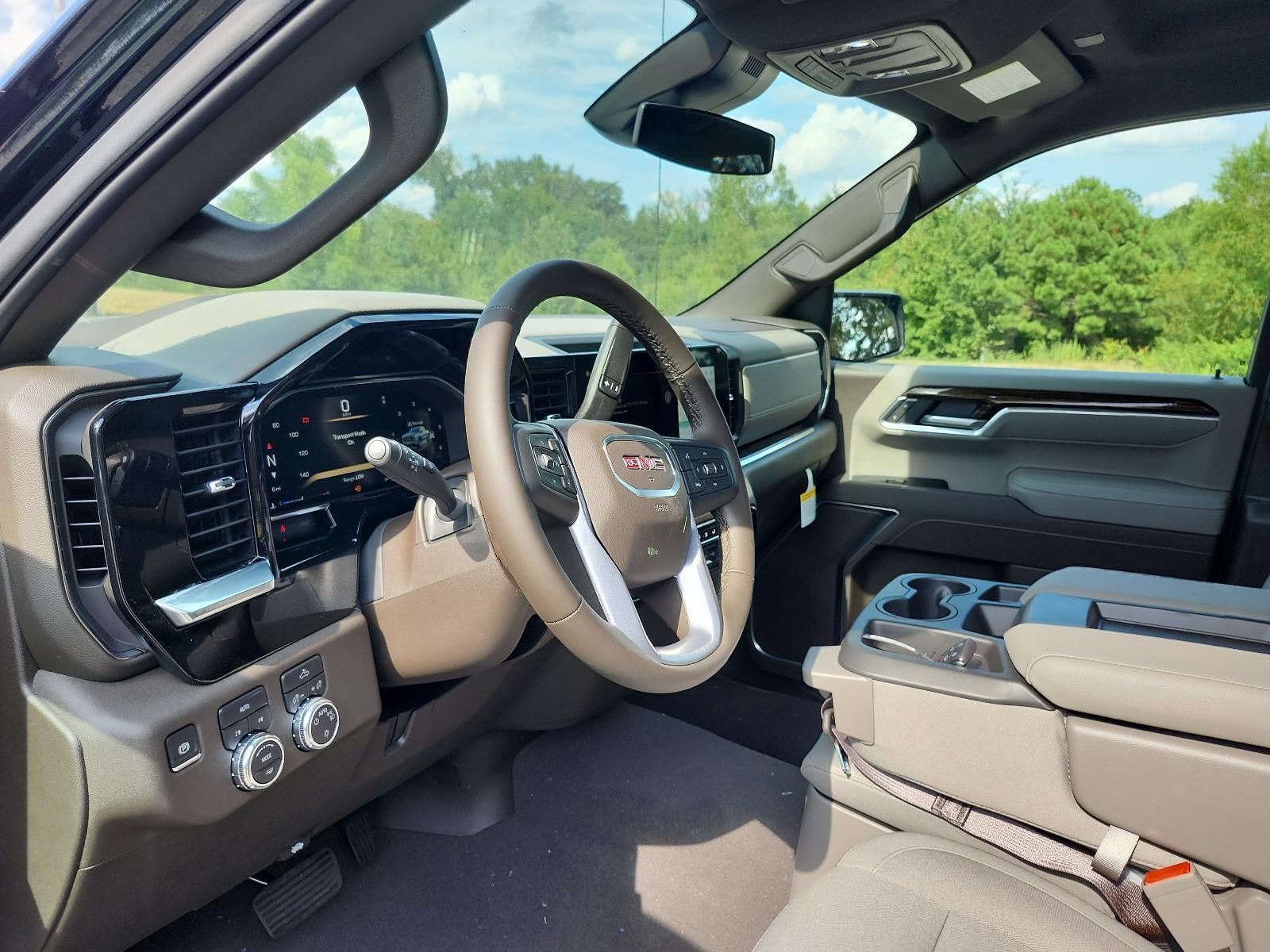 2026 GMC Sierra 1500 Crew Cab Short Box 4-Wheel Drive SLE