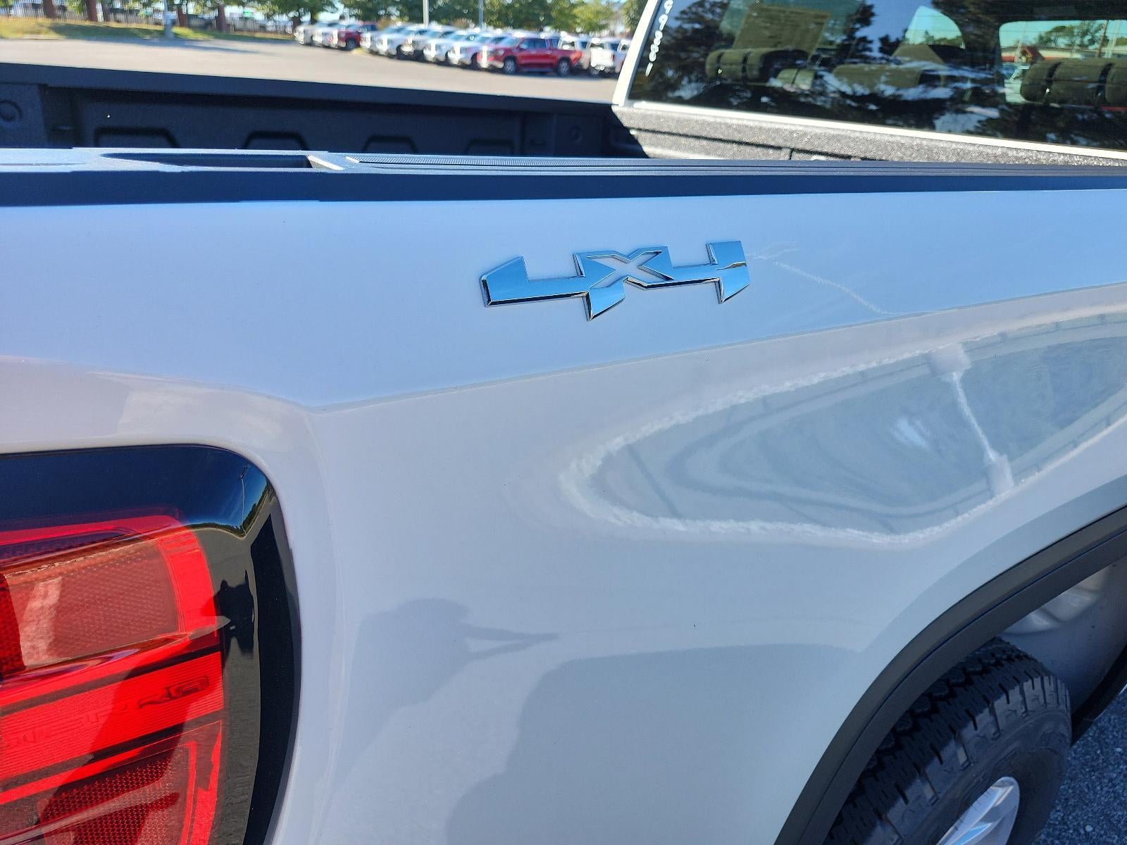 2026 GMC Sierra 1500 Crew Cab Short Box 4-Wheel Drive SLE