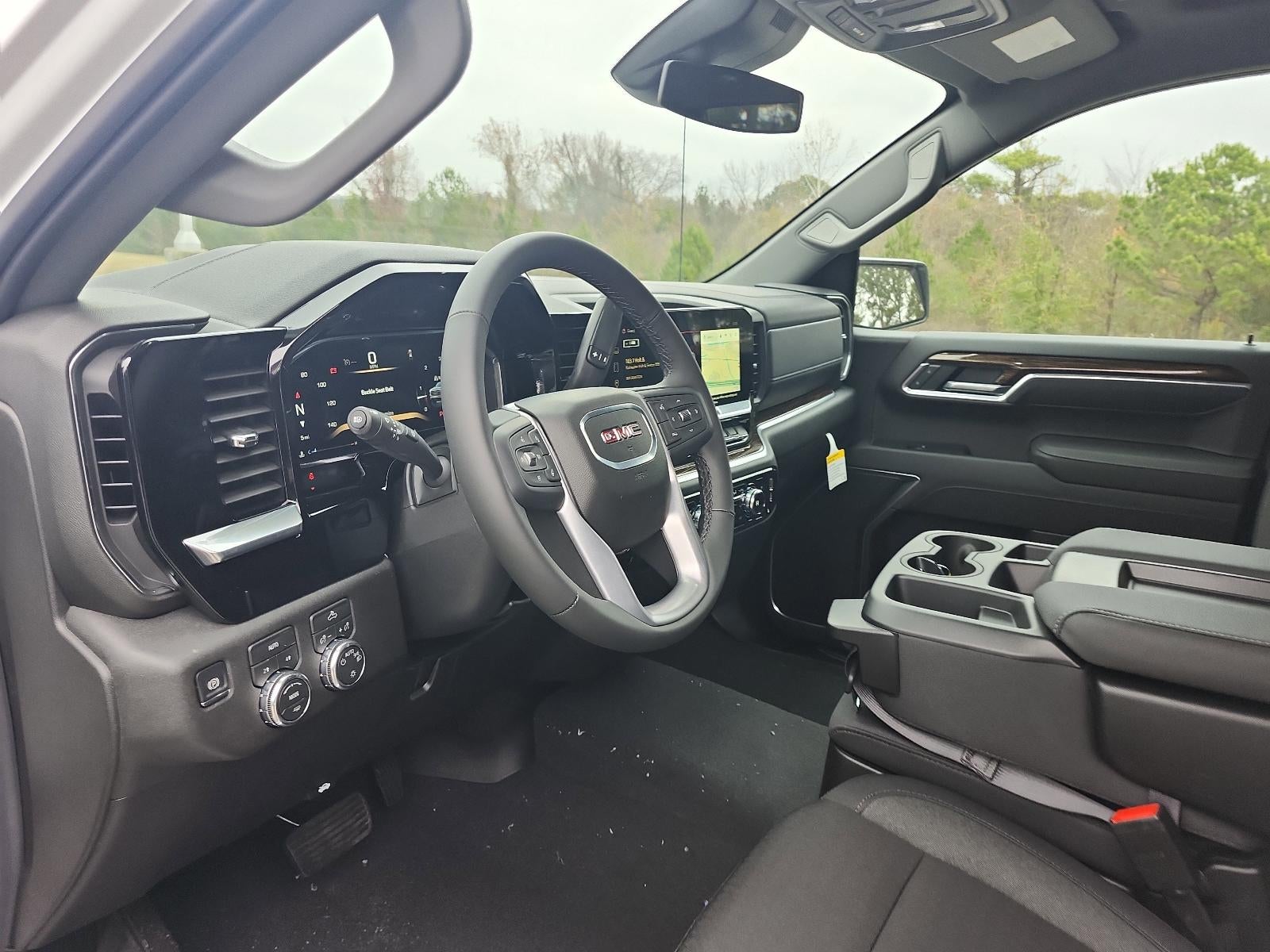 2026 GMC Sierra 1500 Crew Cab Short Box 4-Wheel Drive SLE