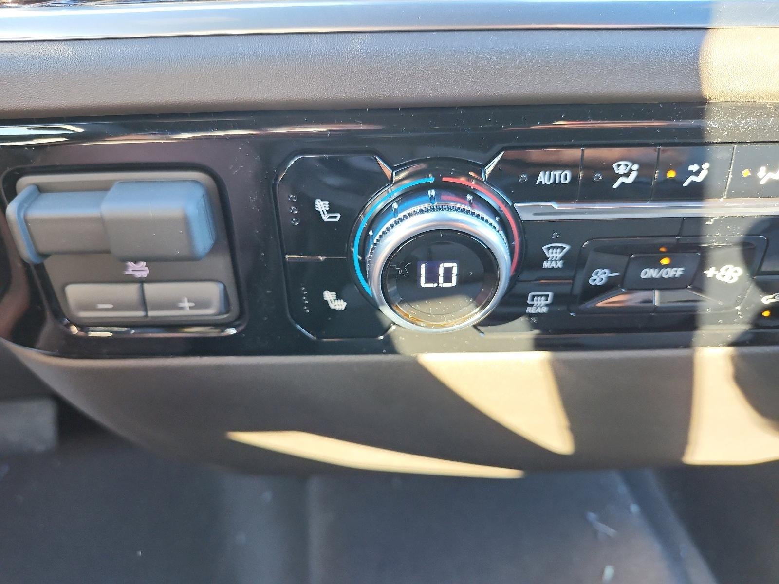 2026 GMC Sierra 1500 Crew Cab Short Box 4-Wheel Drive SLE