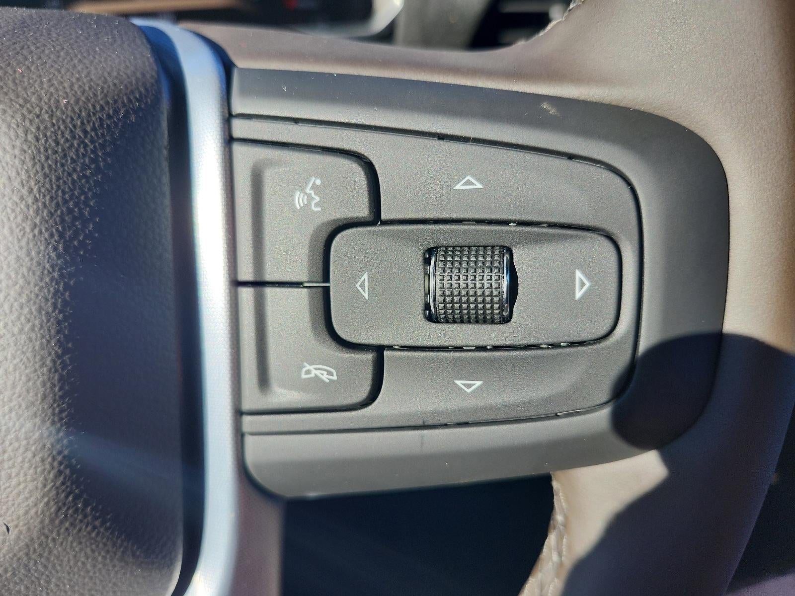 2026 GMC Sierra 1500 Crew Cab Short Box 4-Wheel Drive SLE