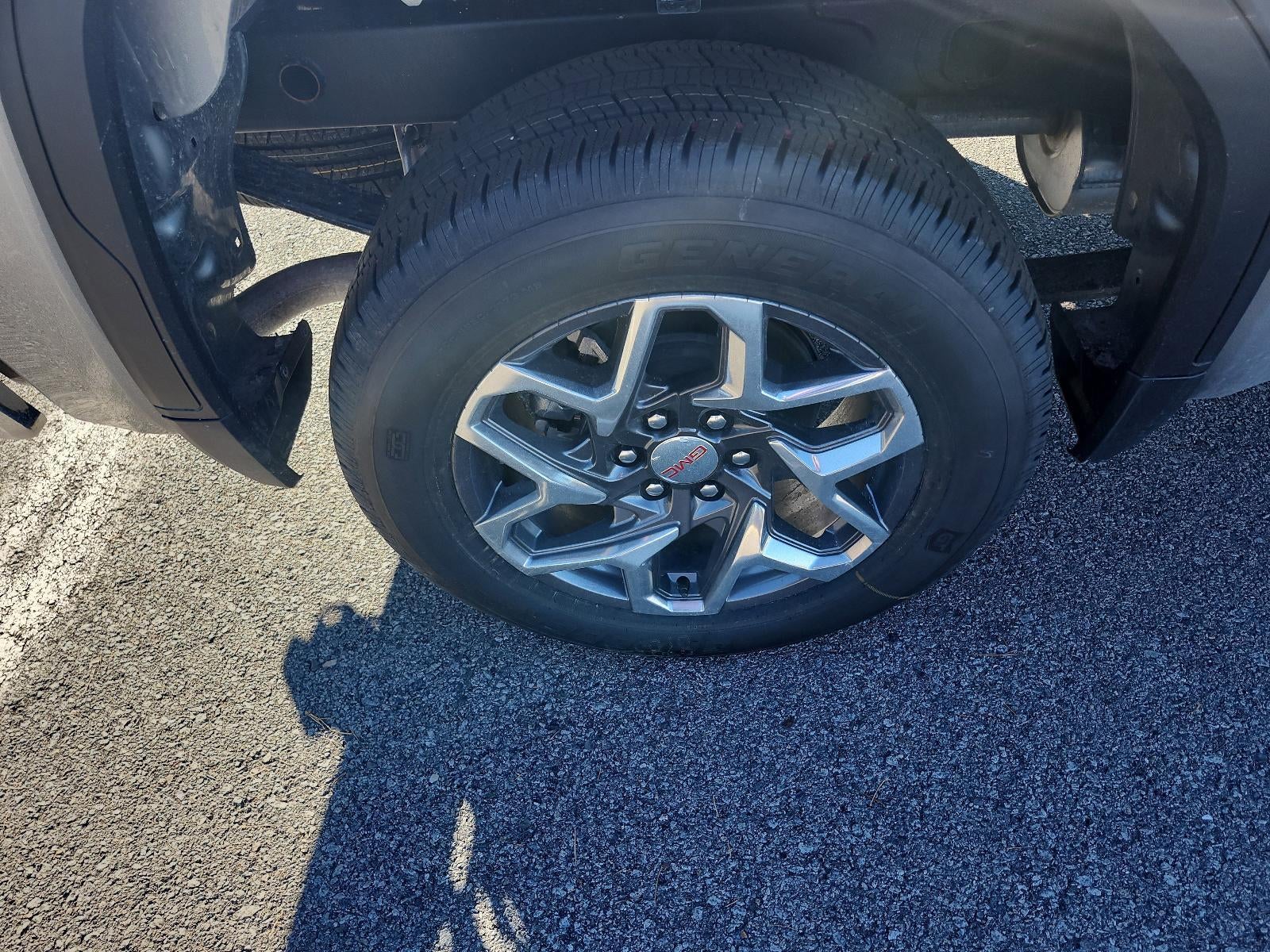 2026 GMC Sierra 1500 Crew Cab Short Box 4-Wheel Drive SLE